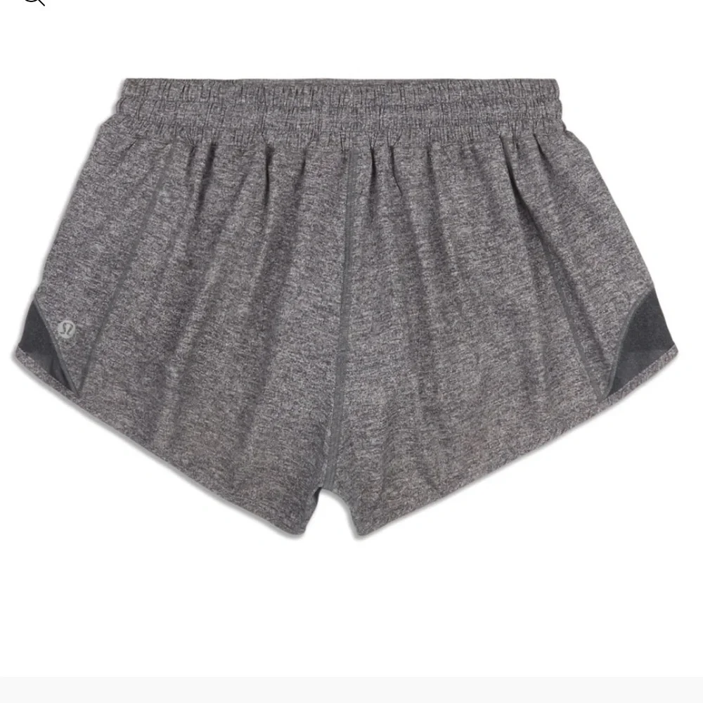 Lululemon Hotty Hot Lined Short  / Sz 4Tall